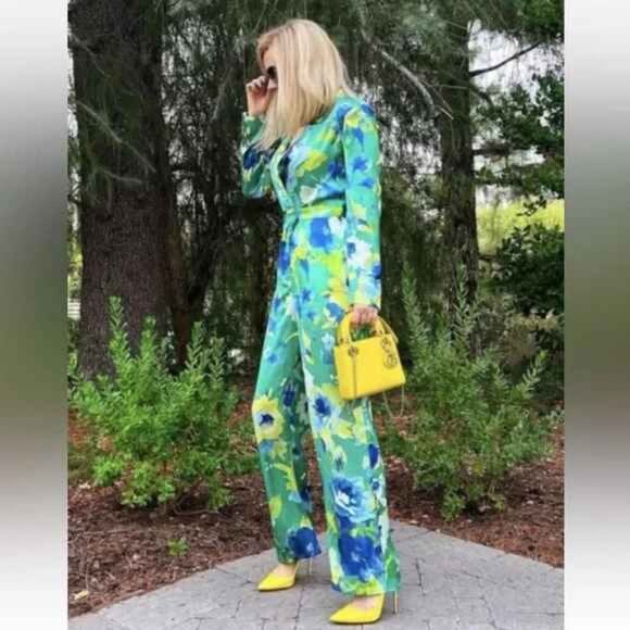 NWT Zara Floral Satin Jumpsuit - blogger favorite - Picture 7 of 8